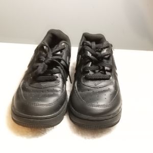 Boys Nike Air force 1 Pre-owned Size 1.5Y